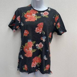 Floral tshirt
